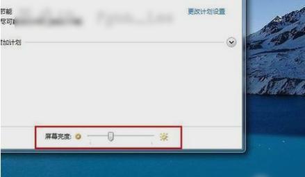 电脑屏幕亮度调亮的技巧与方法（通过简单操作提升电脑屏幕亮度）